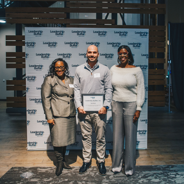 LeadershipBuffalo[Graduation]-85